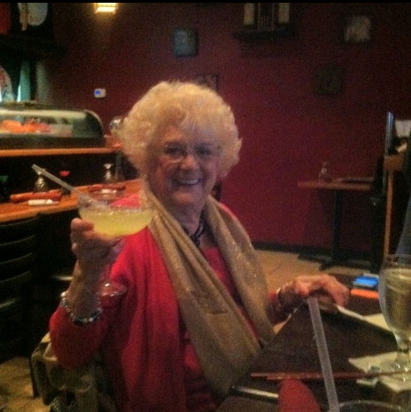 Meet your Posher, Brenda - Picture 7 of 10